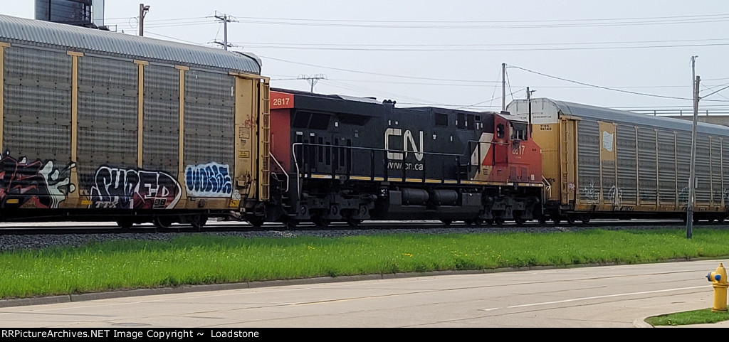 CN 2817